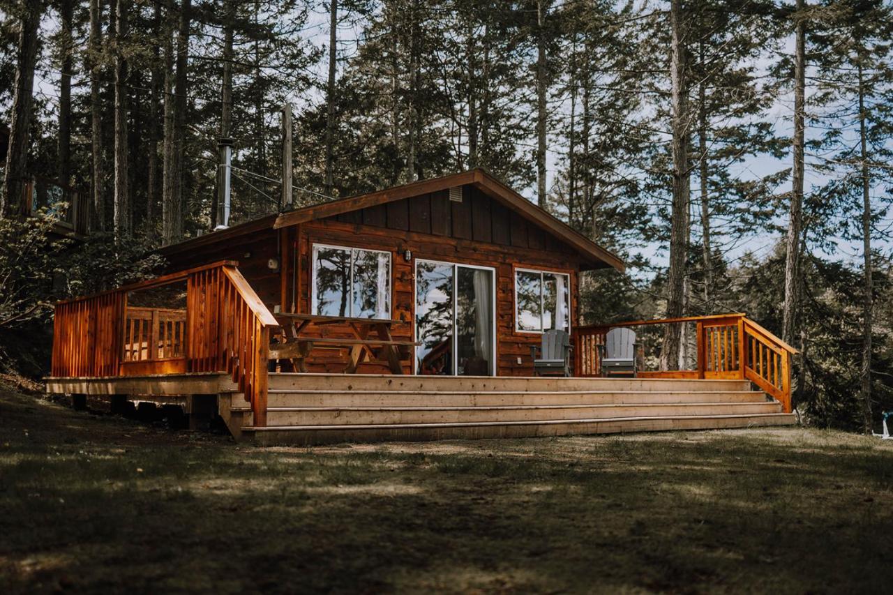 Page'S Resort & Marina Gabriola Exterior photo